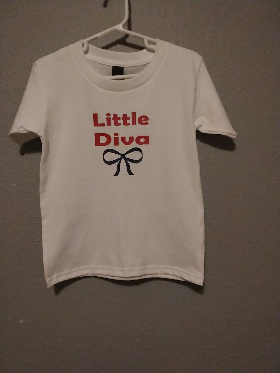 Toddler Size 4T Gildan T- Shirt